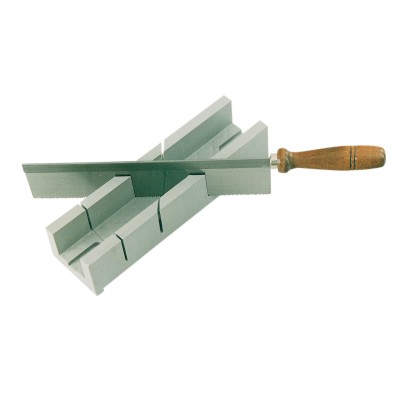 TAGLIACORNICI C/SEGACCIO A DORSO 82180